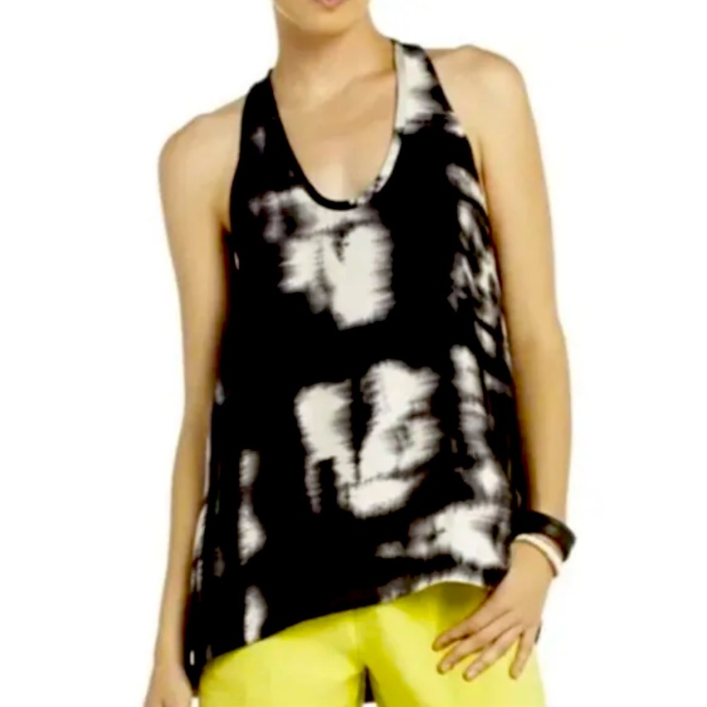 BCBG MAXAZRIA Sleeveless racerback black/white blouse SZ M